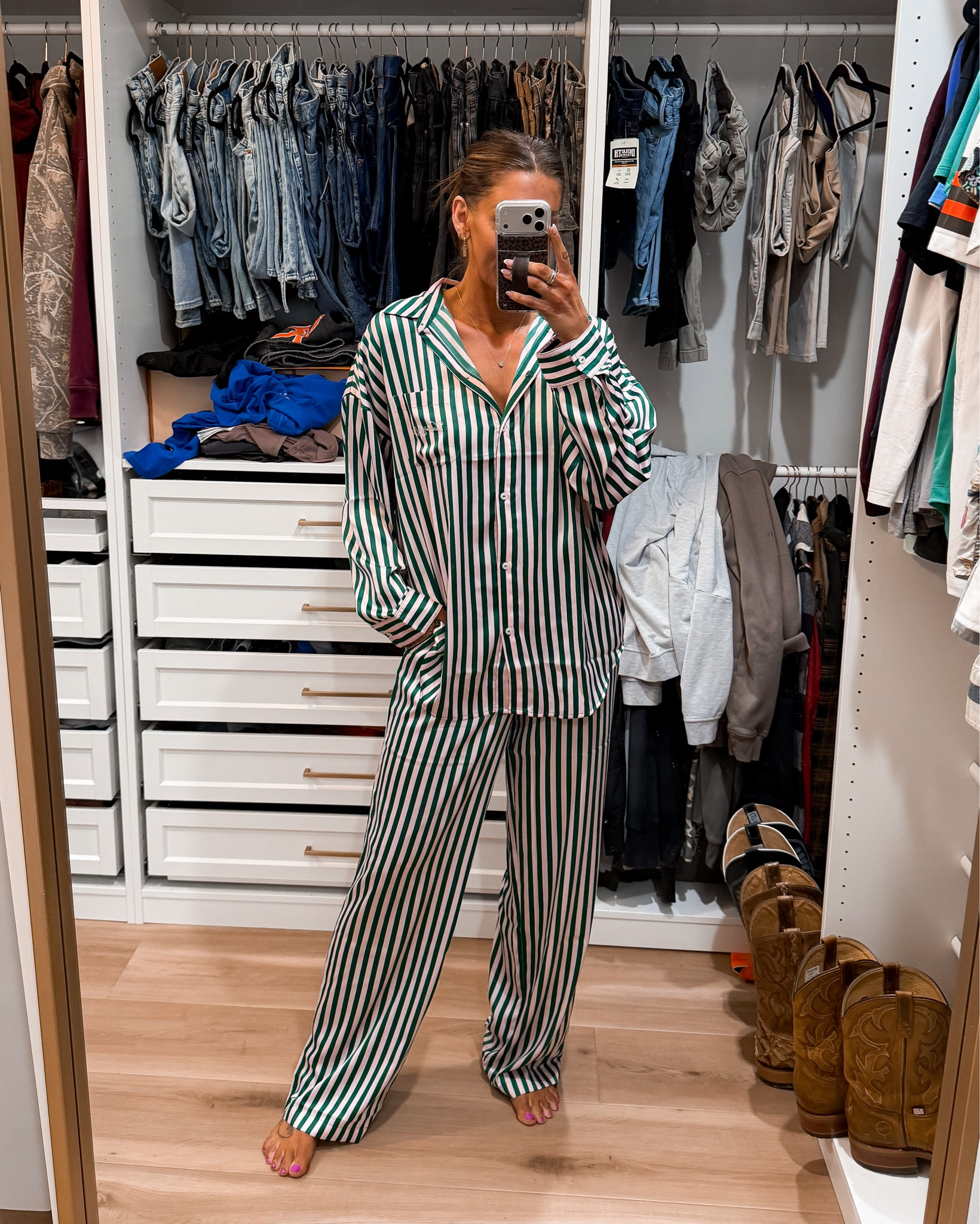 New cozies from @victoriassecret ! I did a small in everything and longs in all the pants! 

#LTKSaleAlert #LTKselfcare #LTKTall