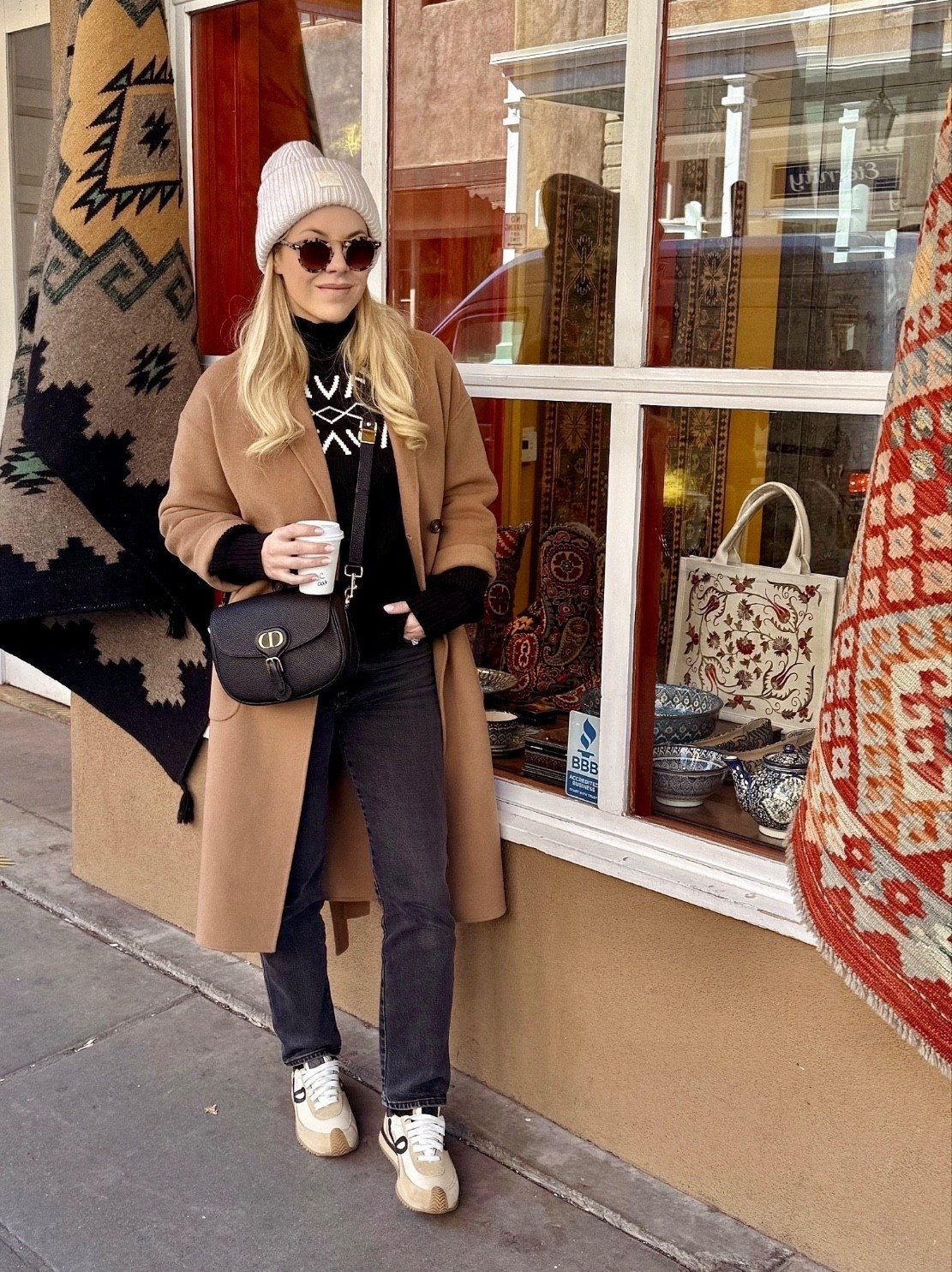 Sweater
Winter Outfit 
Coat 


#LTKFindsUnder100 #LTKSeasonal