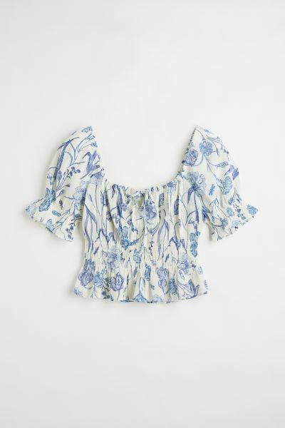 Blouse in woven cotton fabric. Square neckline with covered elastic, keyhole opening at front wit... | H&M (US + CA)