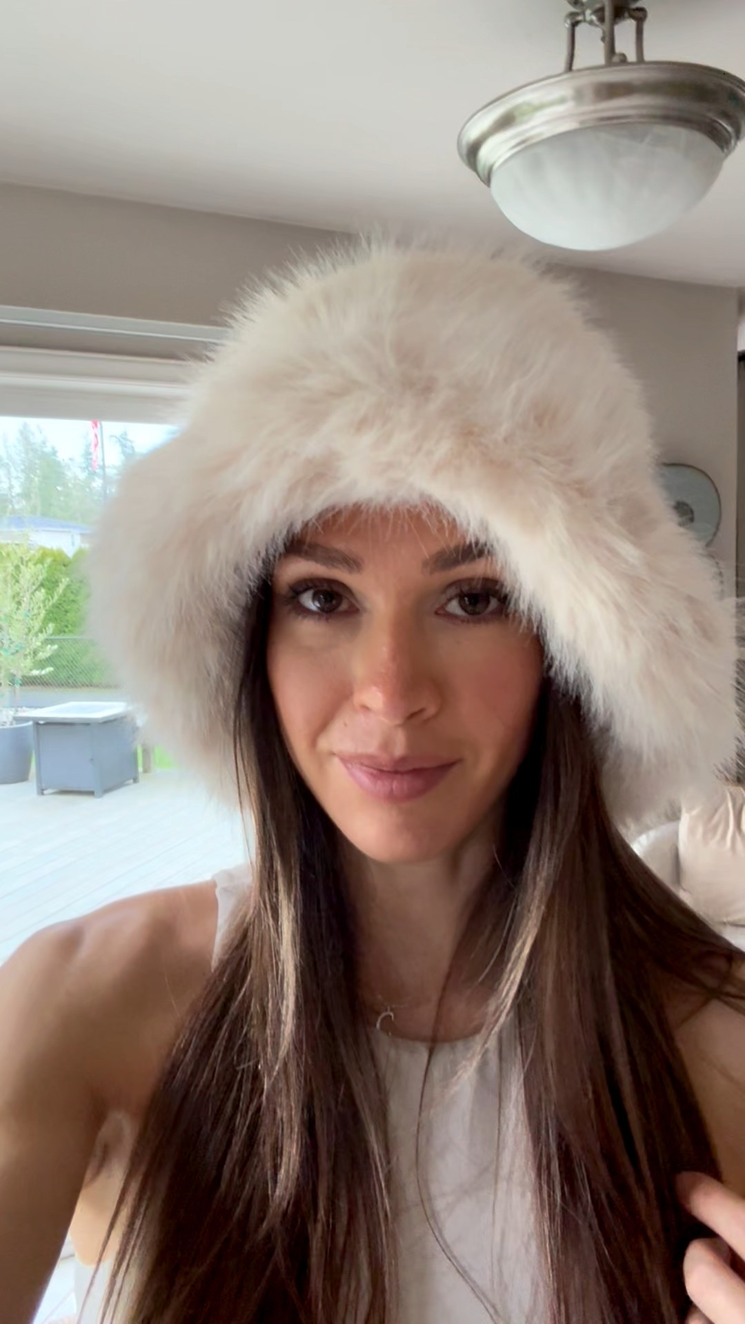 Winter hat, winter fashion, Zara Amazon

#LTKFindsUnder50 #LTKSeasonal #LTKTravel