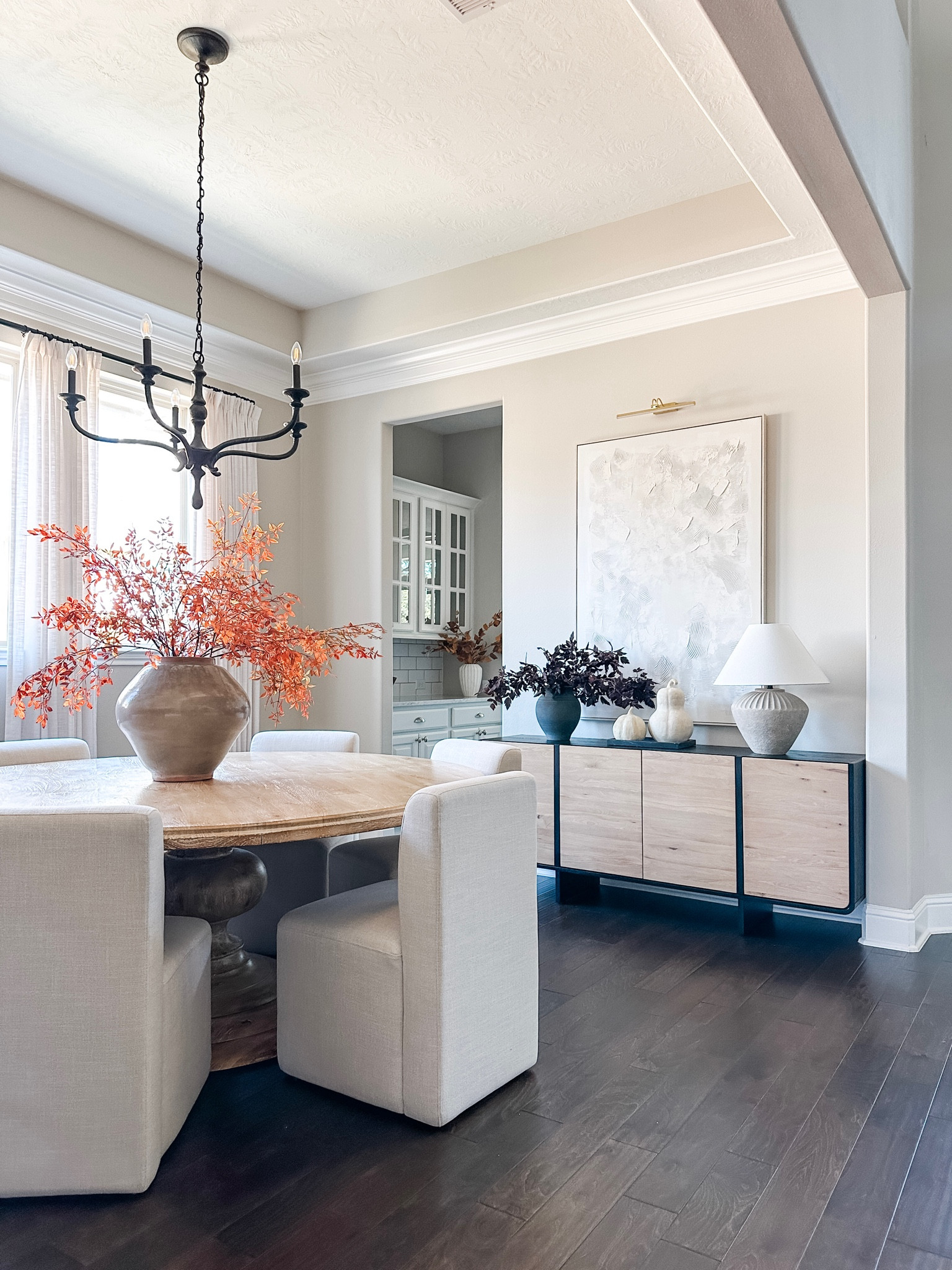 Fall Dining Room

Seasonal Decor | Fall-ing in love with your home | Fall decor, fall home, fall home inspo, fall decorating, fall accents, pumpkins, fall colors, autumn home, autumn decor, autumn inspo, autumn decorating, decor finds, autumn colors, fall color scheme

#LTKFindsUnder100 #LTKHome #LTKSeasonal