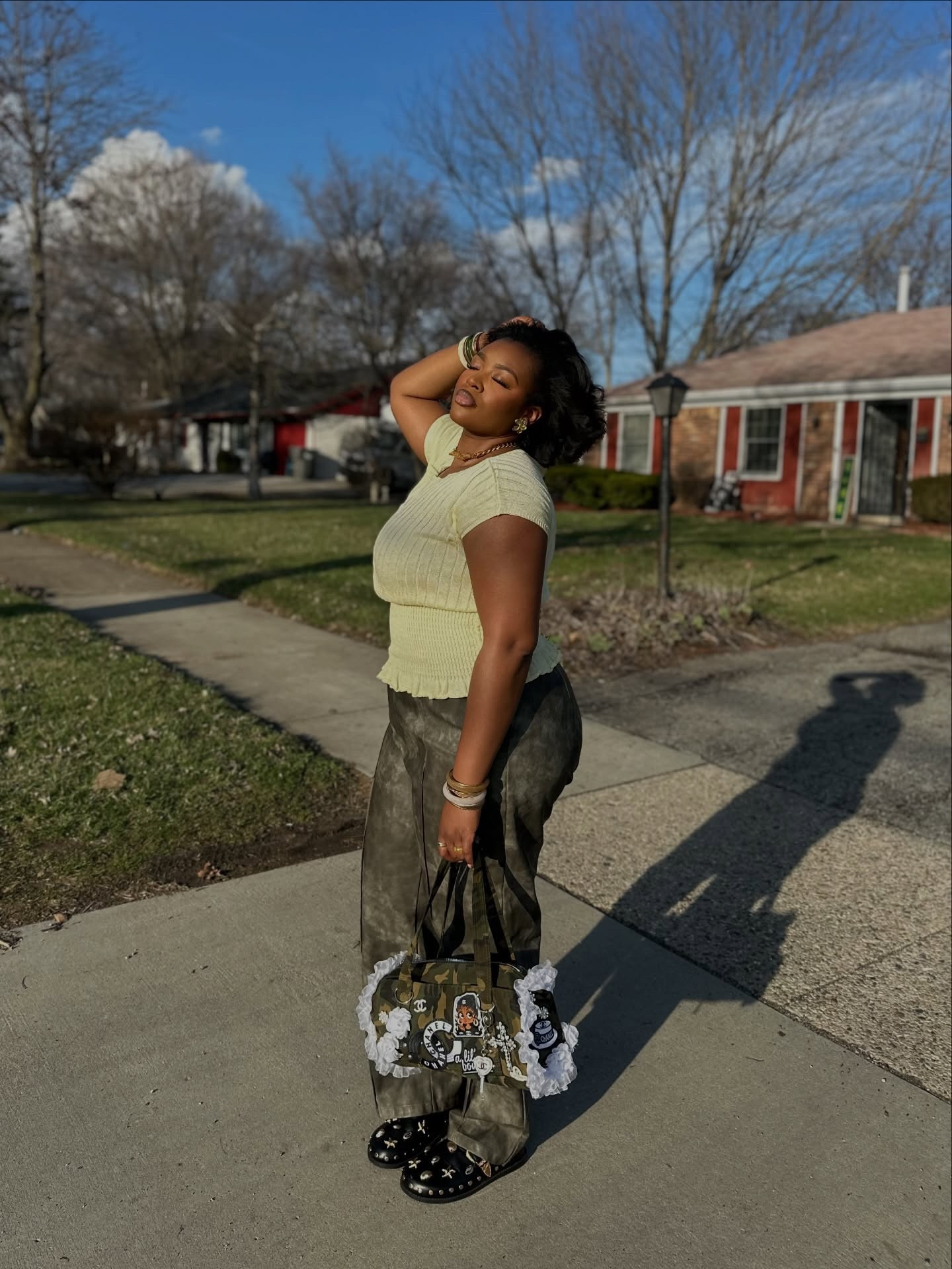 SPRING OUTFIT INSPO 🌼🌹

.
.

Top and Pants: @fashionnova 

#springootd #springfashıon