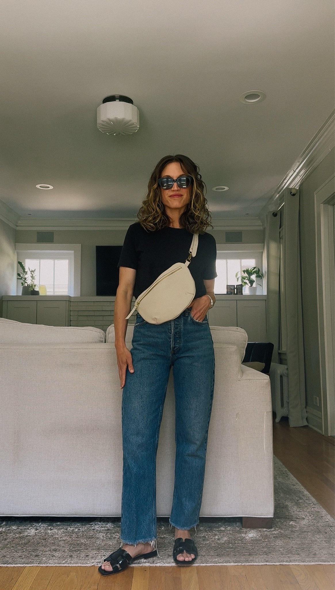 May Capsule Wardrobe // Day Twenty-Eight

Sèzane tee, S, I size up in these tees. Agolde denim, 25, TTS. La Canadienne sandals, TTS. Abby Alley sling bag, ASHLEYROHR10 for 10% off. Quince sunglasses.

#LTKmomlife #LTKPetite #LTKOver40