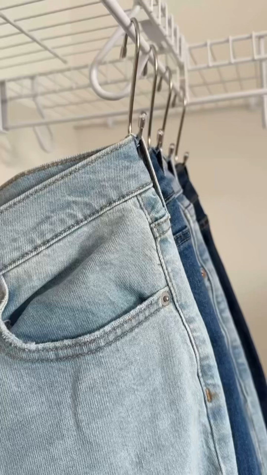 Organizing my jeans so I can actually see what I own… and wow, it makes getting dressed feel so much easier. When everything has a little home, you reach for pieces you forgot you loved. 💛✨

SHOP : https://amzn.markable.ai/FzPMxtPV

 #ClosetRefresh #IntentionalHome #OrganizedLife

#LTKootd #LTKmomlife #LTKHome