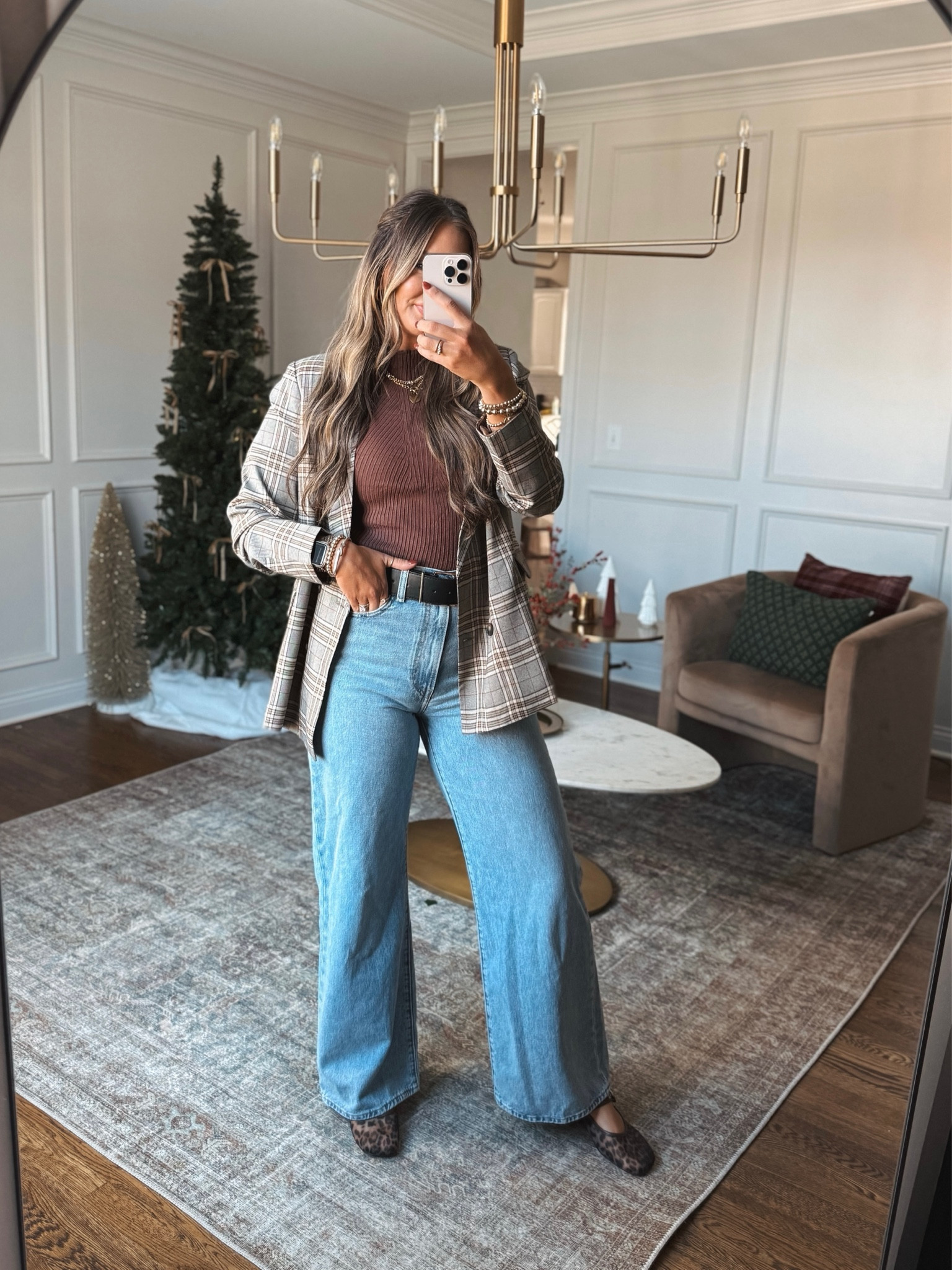 The perfect fall/ holiday outfit!! This blazer is such great quality and looks great paired with a bodysuit and wide leg jeans. 

#LTKHoliday #LTKStyleTip #LTKSeasonal