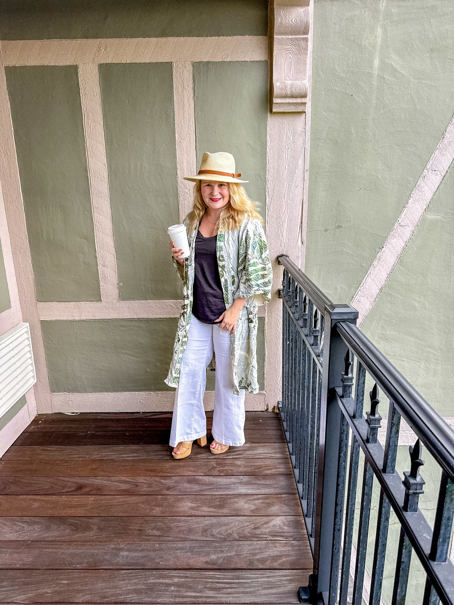Tuesday ootd are some of my favorites: White House Black Market pants, @lululemon  tank @Anthropologie duster.

#LTKootd #LTKPetite #LTKWorkwear