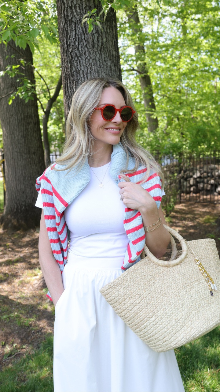 MDW is 3 weekends away, but who’s counting? 🇺🇸🙋🏼‍♀️
I finally found the *perfect* poplin skirt that pairs perfectly with all my favorite go-to tops this season, especially this striped sweater that’s so good I own it in 3 colors!
@Tuckernuck 
#americana #summerstyle #tuckernucking

#LTKSeasonal