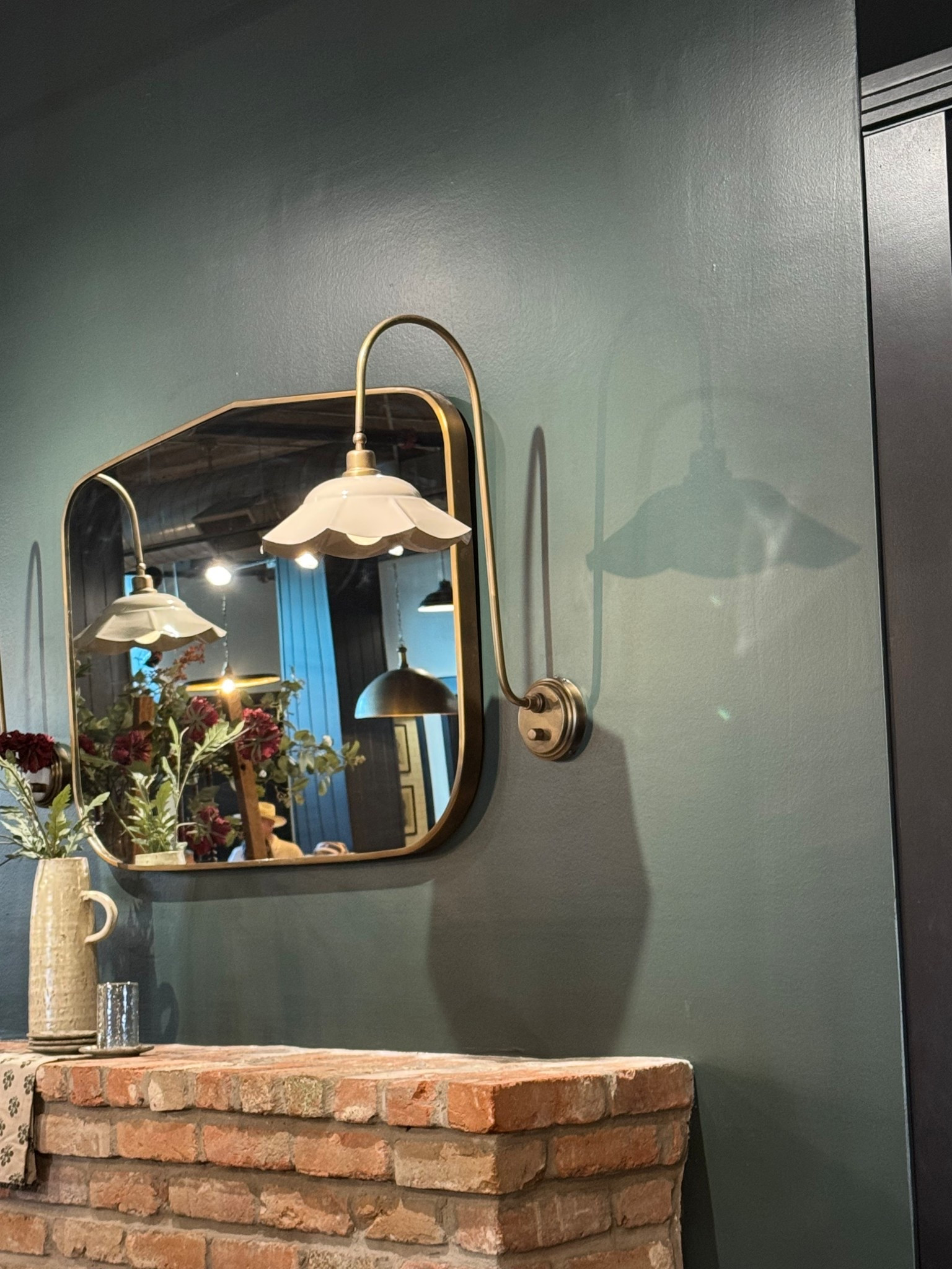 These sconce lights at magnolia!! 😍

#LTKHome #LTKStyleTip #LTKFindsUnder100