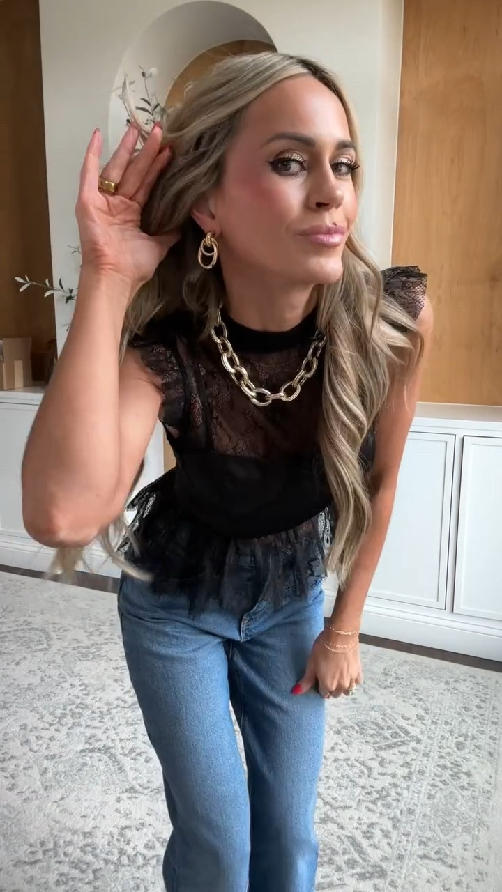 Pretty little statement top that is perfect for a night out or date night outfit!! Looks great with denim or would also be cute with trousers too! 

#datenightoutfit #springoutfitinspo

#LTKootd #LTKmomlife #LTKgrwm