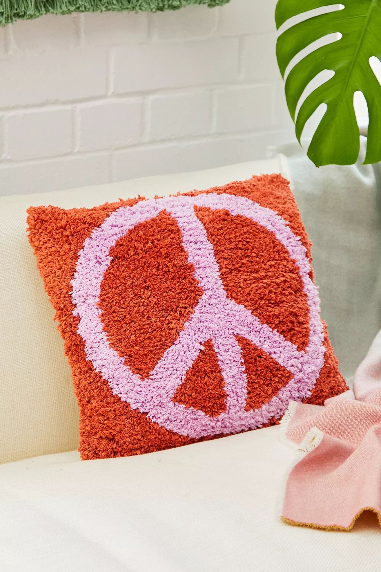 Peace Tufted Cushion | Urban Outfitters (EU)