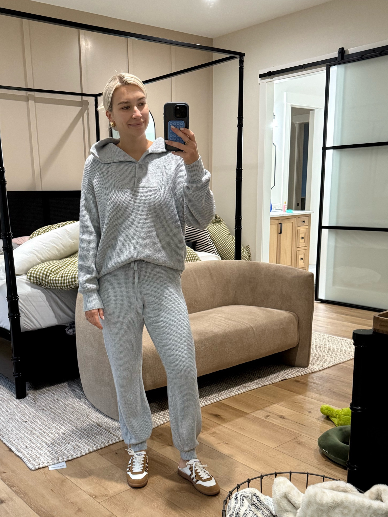 Cozy Fall shopping outfitts

#LTKStyleTip #LTKSeasonal #LTKActive