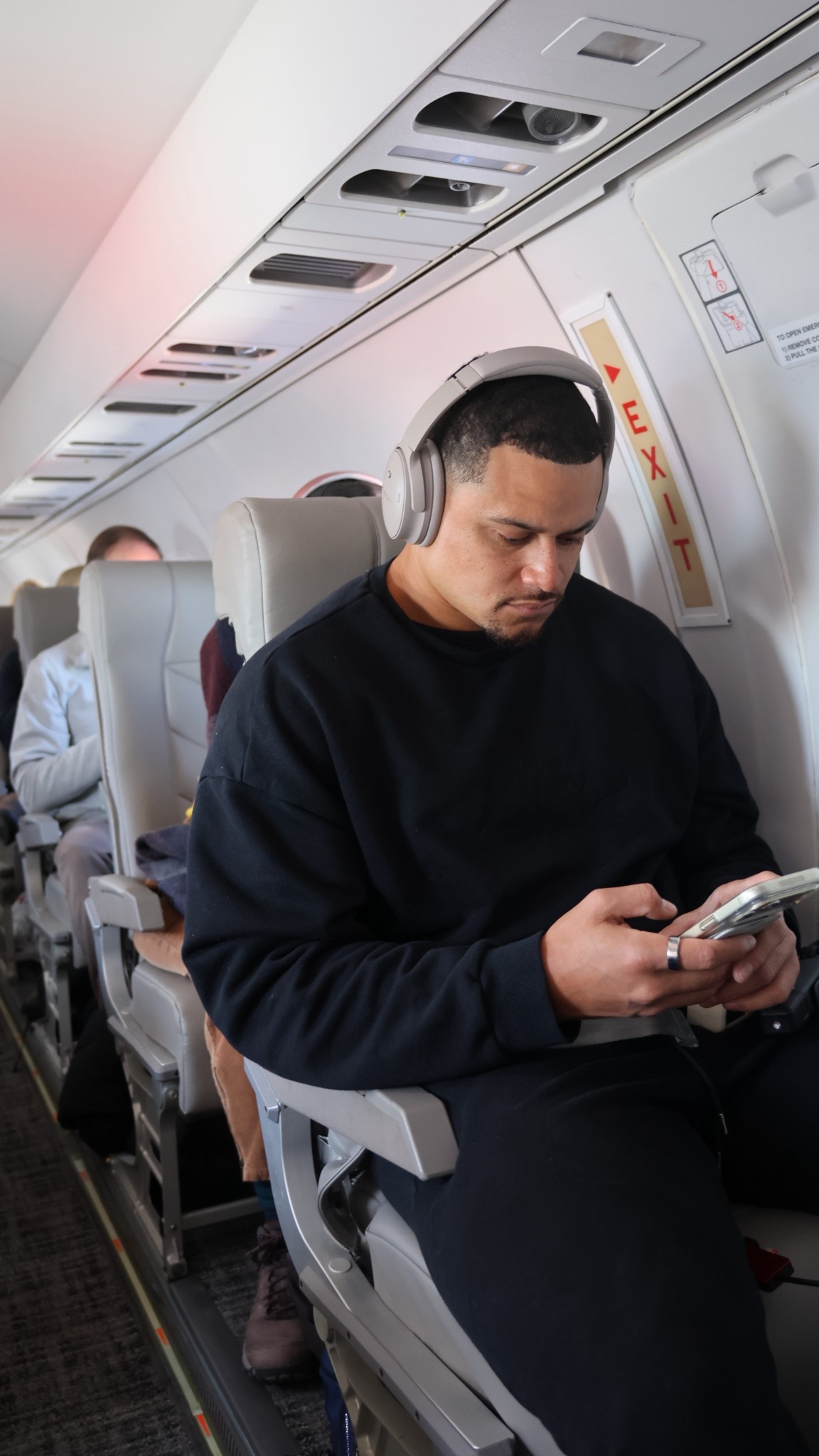 Comfort and style can travel together ✈️

#LTKMens #LTKTravel #LTKootd