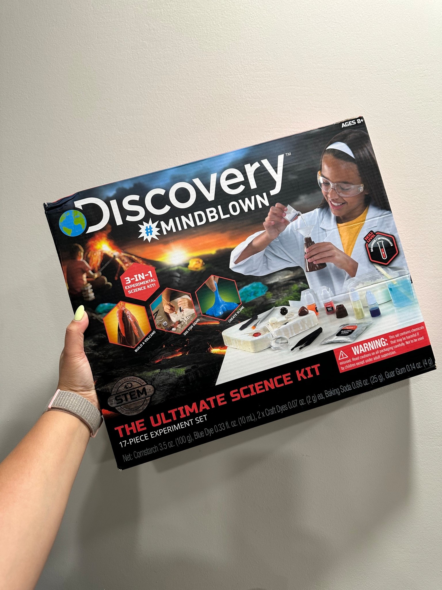 Science just got a glow-up 🧪✨ This 17-piece experiment kit kept my little one curious, messy, and learning—all in one afternoon. A must-have for STEM-loving families or rainy day fun!


#LTKKids #LTKHome #LTKFindsUnder50