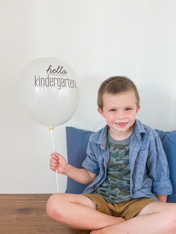 First Day of Kindergarten Sign - Hello School Balloon | Etsy (US)