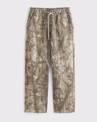 Essential Baggy Open-Hem Sweatpant | Abercrombie & Fitch (US)