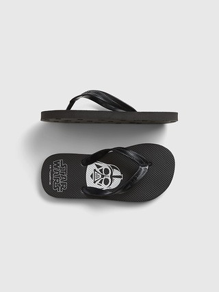 GapKids &#124 StarWars&#153 Flip Flops | Gap (US)