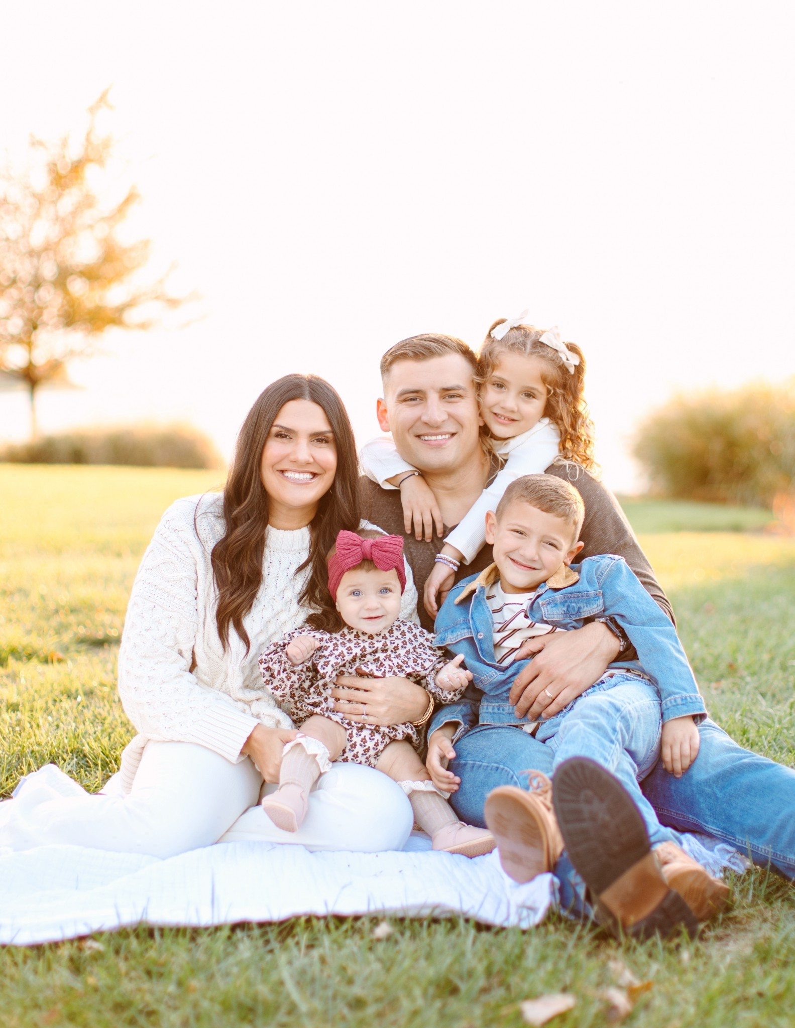 can’t believe this family of ours! loved how our outfits came together for our fall family photos 

#LTKFamily #LTKSeasonal #LTKHoliday