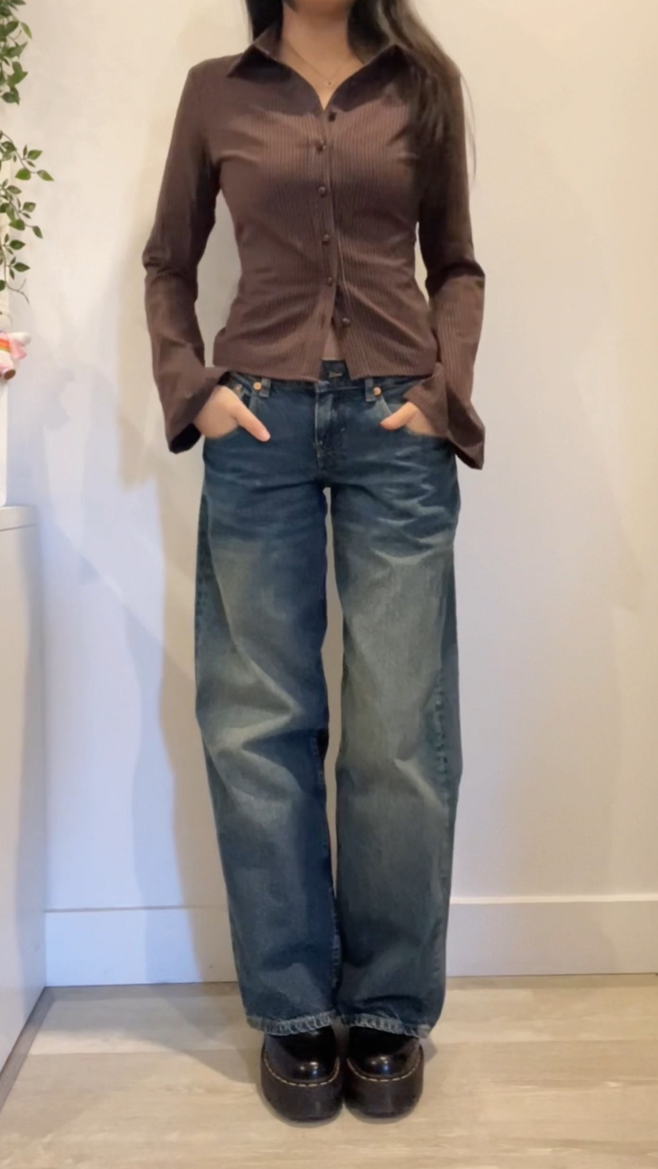 jeans from motel rocks : low rise parallel in bright blue (W26 L32)