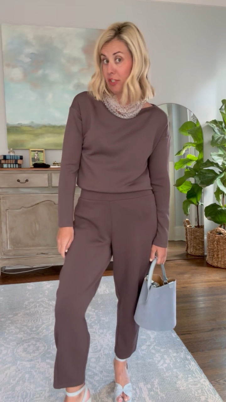I think we all know by now how obsessed I am with this Spanx Barrel Pant! I love to dress mine up with a monochromatic look and pops of color! 

Tops- xs
Pants - petite small 
Leggings - 7/8 small
Maxi Dress - small 
Colorblock Jumpsuit - small
Draped Jumpsuit - small petite 

@spanx and #spanxpartner

Use code CatherineXSpanx to save 15% + free shipping on your 1st order 

 

Follow my LTK @MixAndMatchMadness on the @shop.LTK app to view this post and get my exclusive app-only content!

#liketkit 
@shop.ltk
https://liketk.it/5VkBZ

#LTKPetite #LTKActive #LTKmomlife