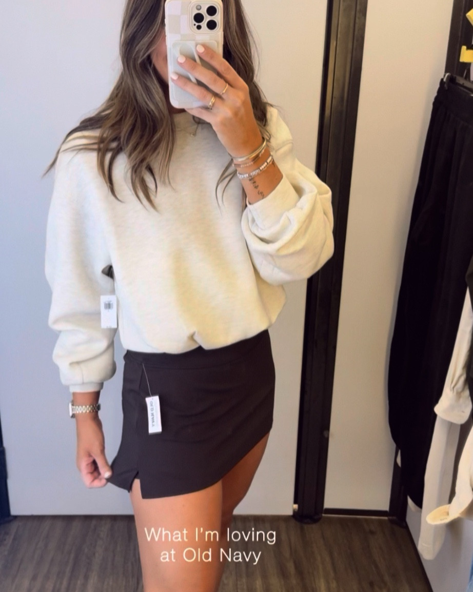 This bubble sweatshirt is fabulous! Perfect fit and most incredible material EVER. WOW! Just as good as abercrombies expensive YPB line but for way less $$$. Skort reminds me of FP! Material is sooo good. Small in both