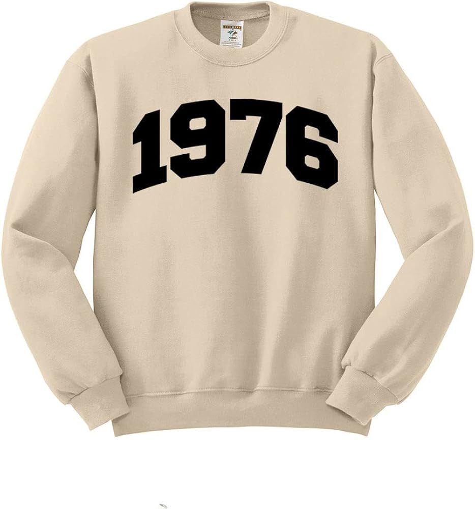 TeesAndTankYou 1976 College Style Sweatshirt Unisex | Amazon (US)