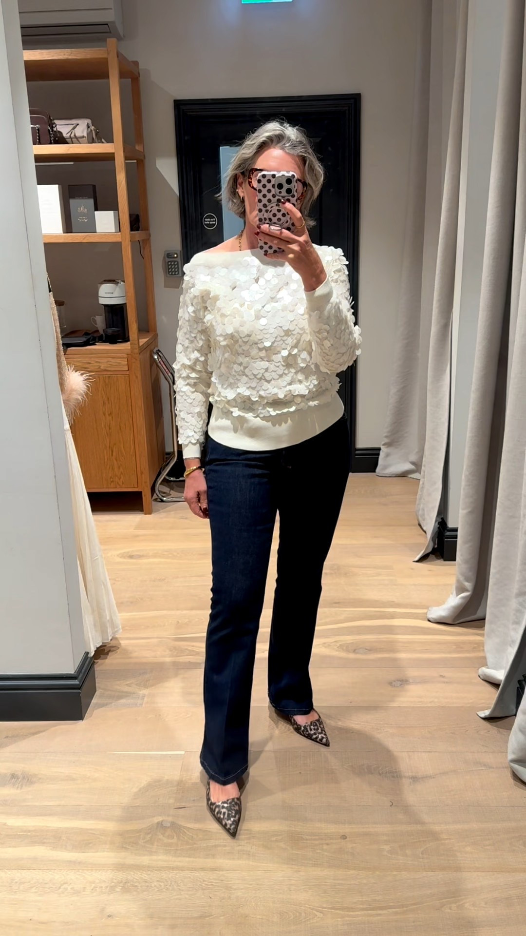 Jeans & a nice top season 💙 Think I found the perfect flattering going out jeans 👖
Wearing a 12 regular 
Sequin top size small
Sequin jumper size large
Pearl tie blouse size medium 
Black ruffle cardigan size size small but would buy medium 


Date night, flare jeans, going out outfits, Christmas casual outfit, jeans, indigo jeans 

#LTKpartywear #LTKjeans #LTKdatenight