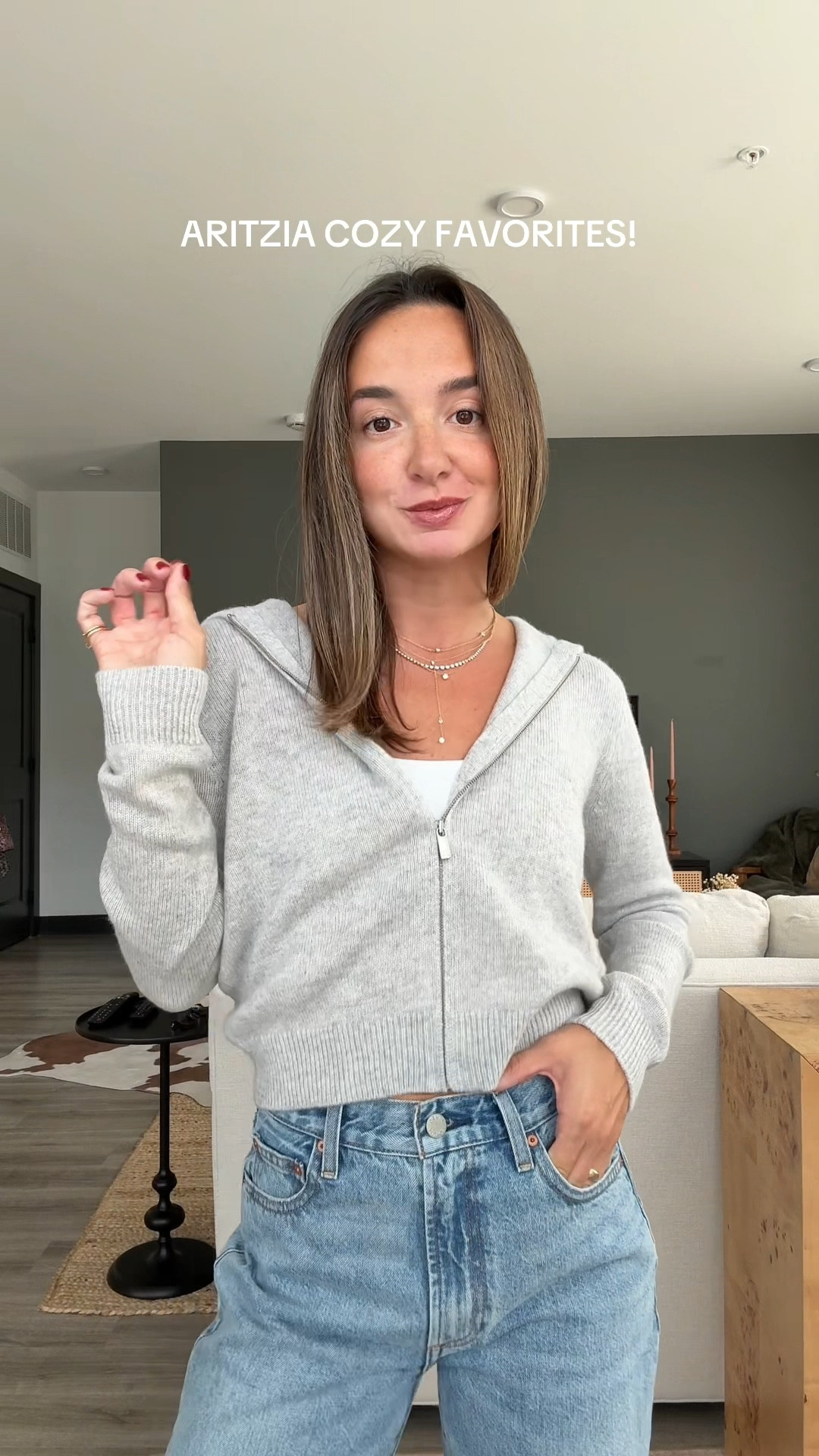 Dear Sweater: XS, cordovan
Cashmere Zip Hoodie: XS, heather chrome
Rhoda Sweater: S, heather dark grey
Sweatfleece Mega Raglan: S, vintage cordovan
Farrah Jeans: 7 yr bleu taboo, 24 short
Sweatfleece Mega Jogger: S, vintage cordovan

@aritzia #ad #aritziapartner