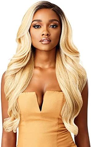 Outre Melted Hairline Lace Front Wig Frontal Effect Hairline Redesigned Comfortfit Ear Contour HD Tr | Amazon (US)