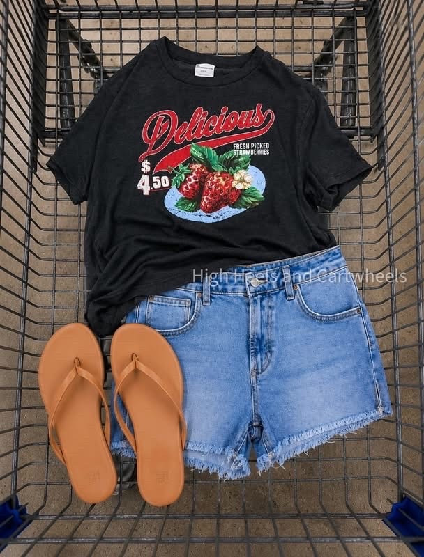This would be cute to wear for the Farmers Market!
