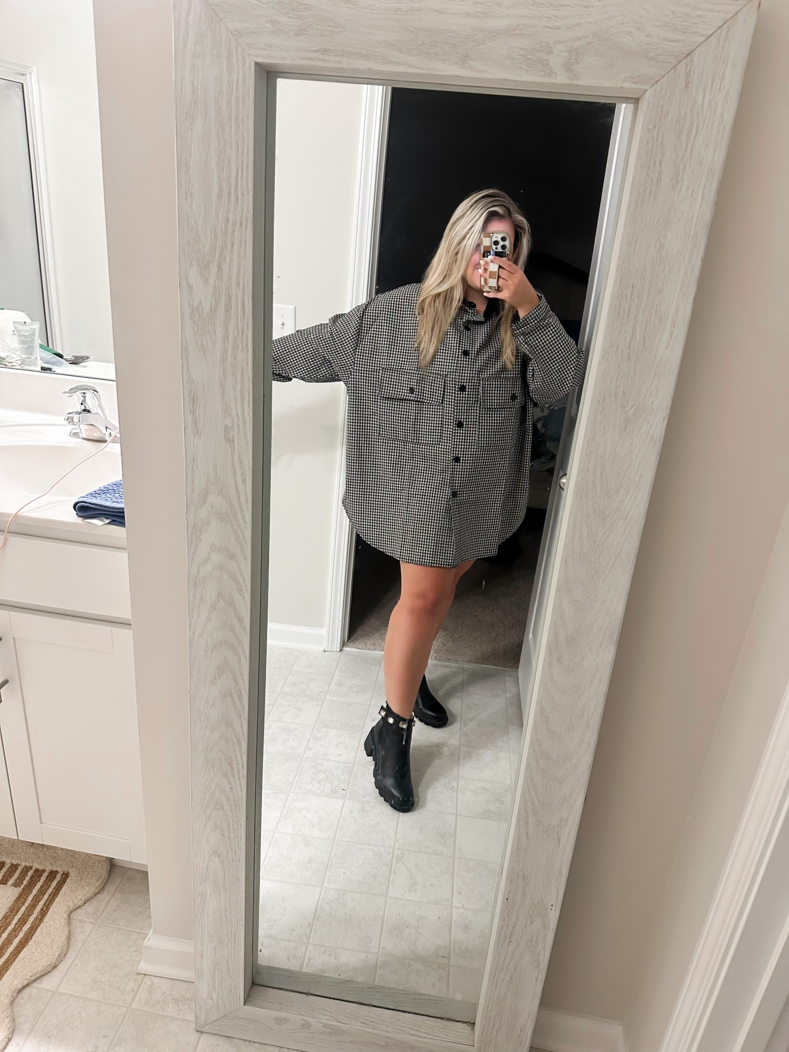🍁 Fall transition staple alert 🍁

This shirt dress from These Three Boutique is giving effortless chic — lightweight enough for warm days, but perfect to layer with boots + a jacket as the temps drop 🤎

#LTKStyleTip #LTKFindsUnder100