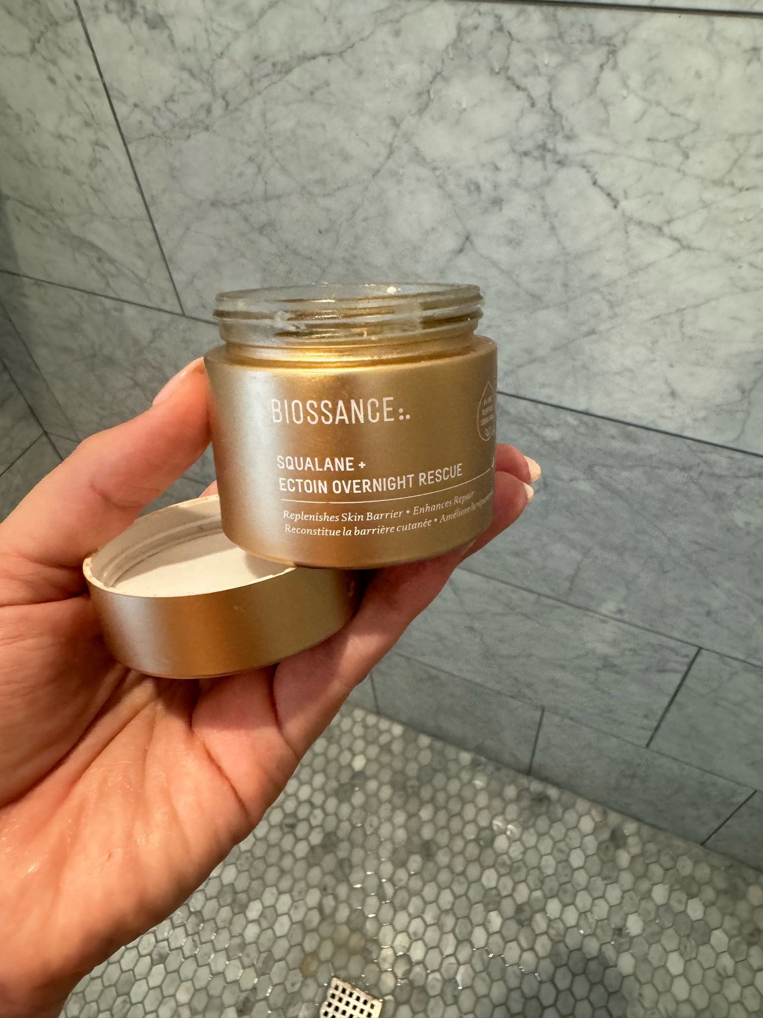 Loved this overnight rescue moisturizer. I lather in on and loved it! Recommend and replenishing ✨⭐️

#LTKstyletip #LTKbeauty