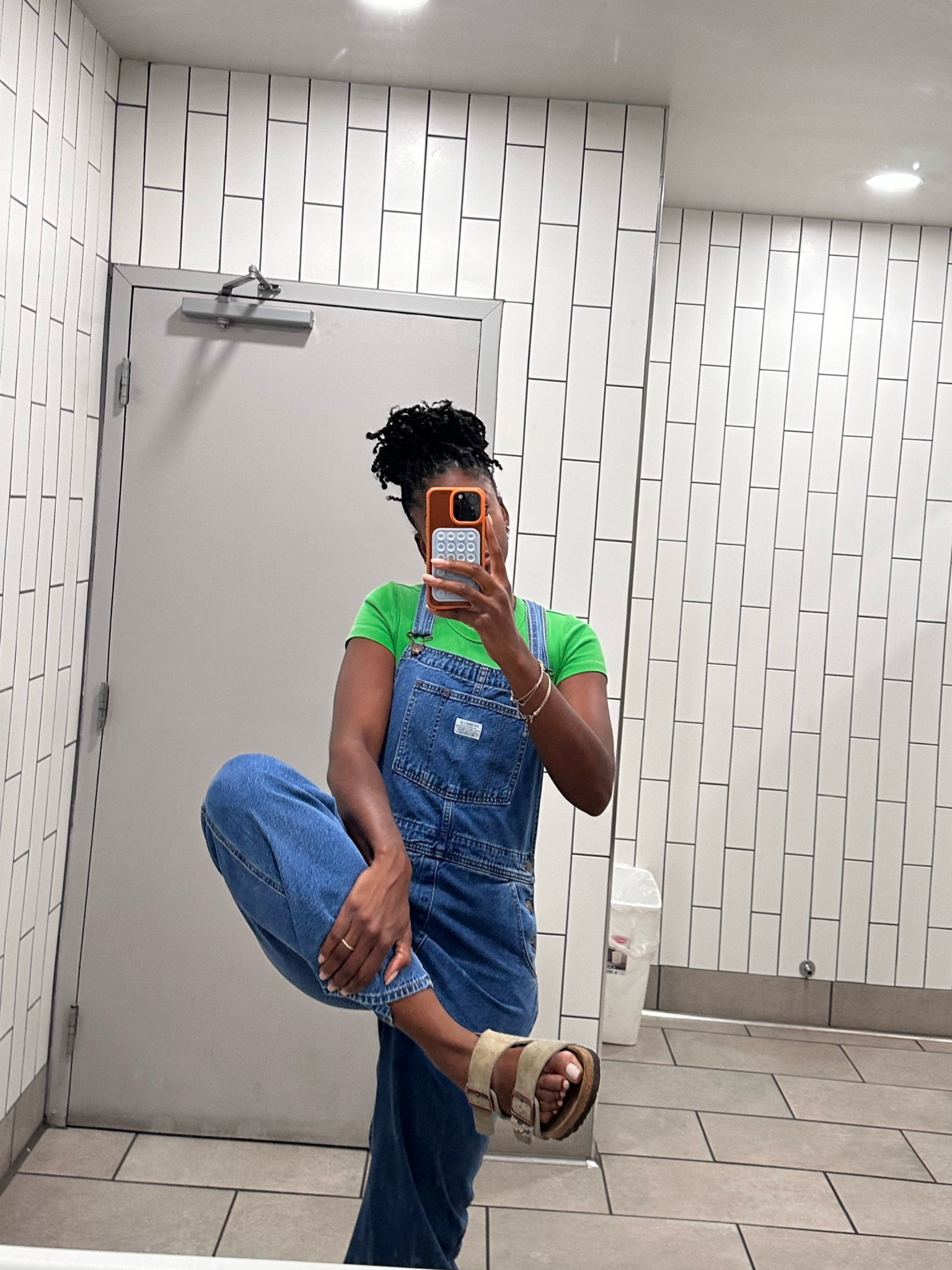 large overalls, small top

#LTKfindsunder100 #LTKshoecrush