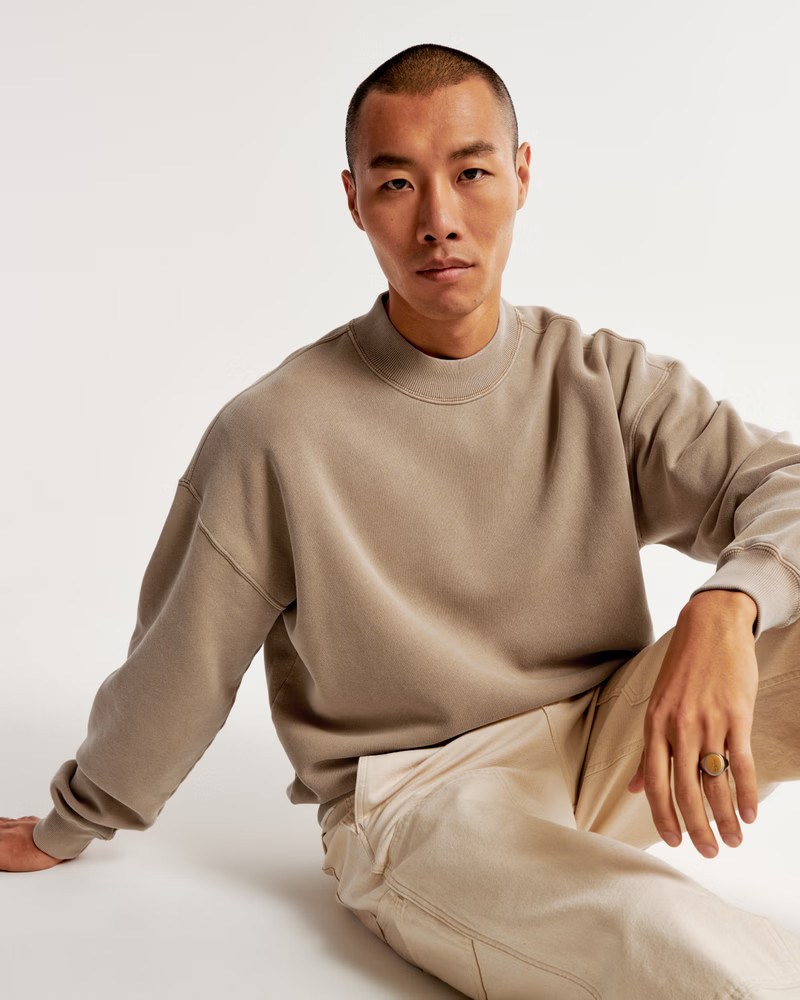 Essential Crew Sweatshirt | Abercrombie & Fitch (US)