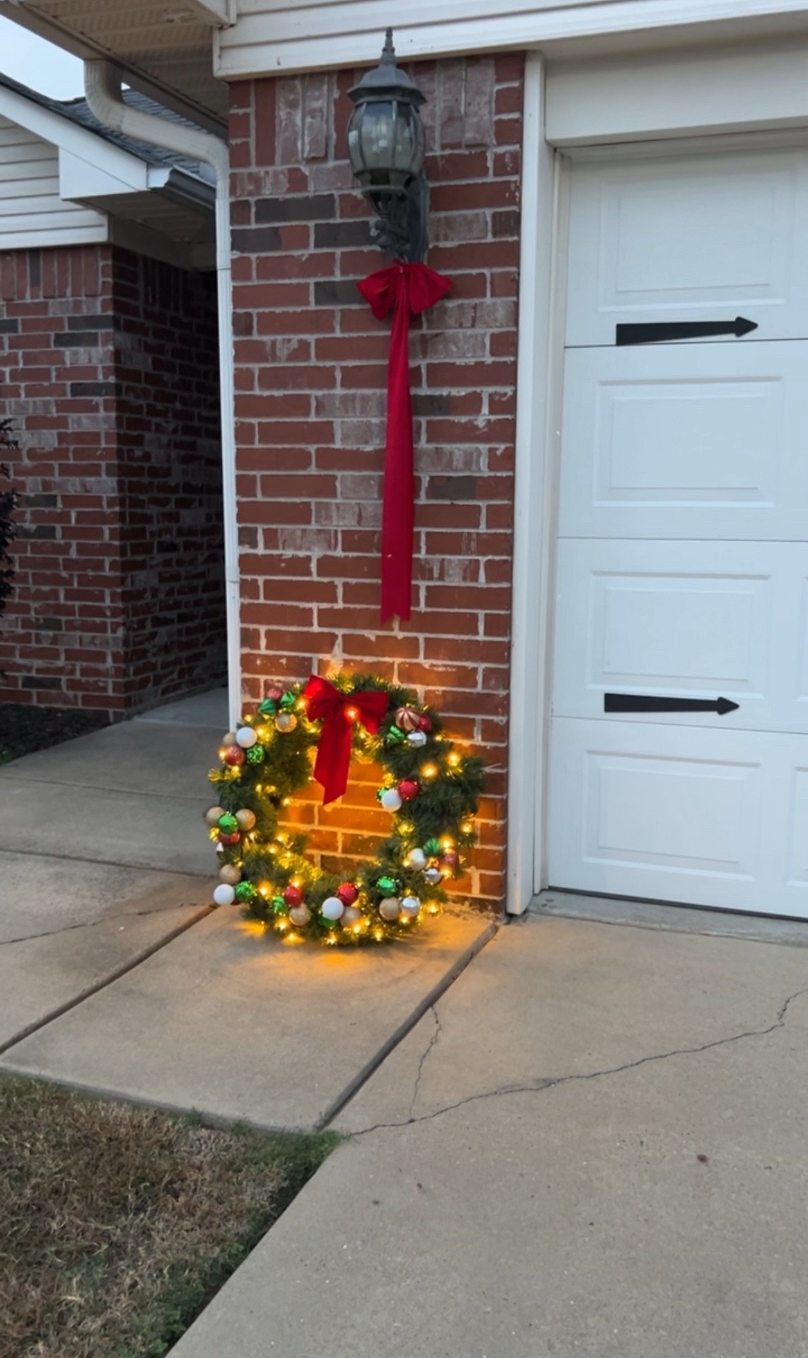 Xmas Tire DIY Wreath🎄

#LTKHome #LTKSeasonal #LTKHoliday