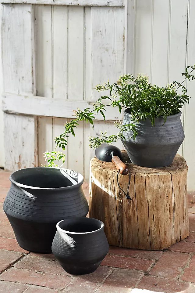 Charcoal Ceramic Ridged Planter, 7" | Anthropologie (US)