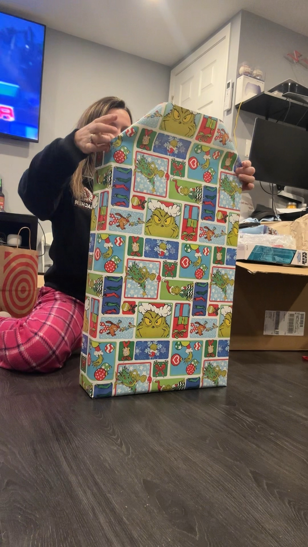The cutest grinch wrapping paper!!

#LTKHoliday #LTKGiftGuide #LTKSeasonal