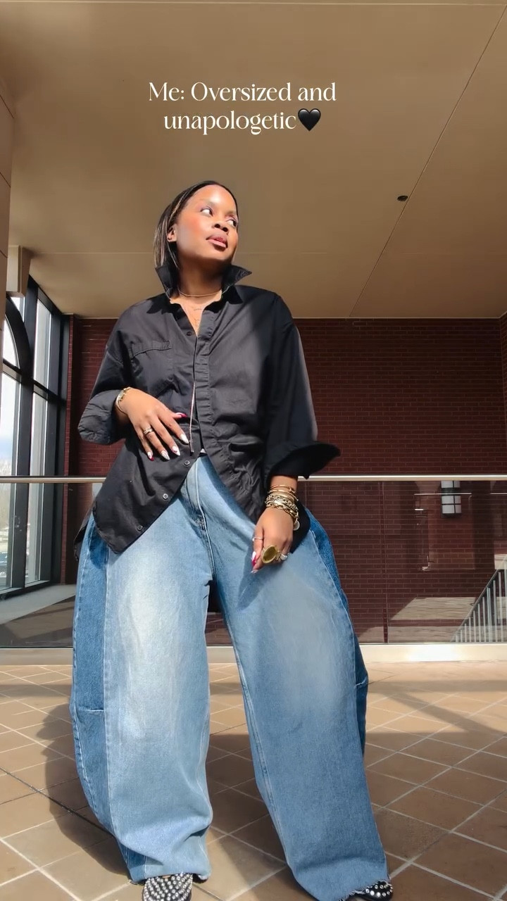 Hey boo!! I’ll always love baggy, no matter the era, trends or what anyone else thinks! It’s in me! What y’all think? Just effortless and chic! 
•
•
Style over forty, easy style, edgy style, baggy jeans