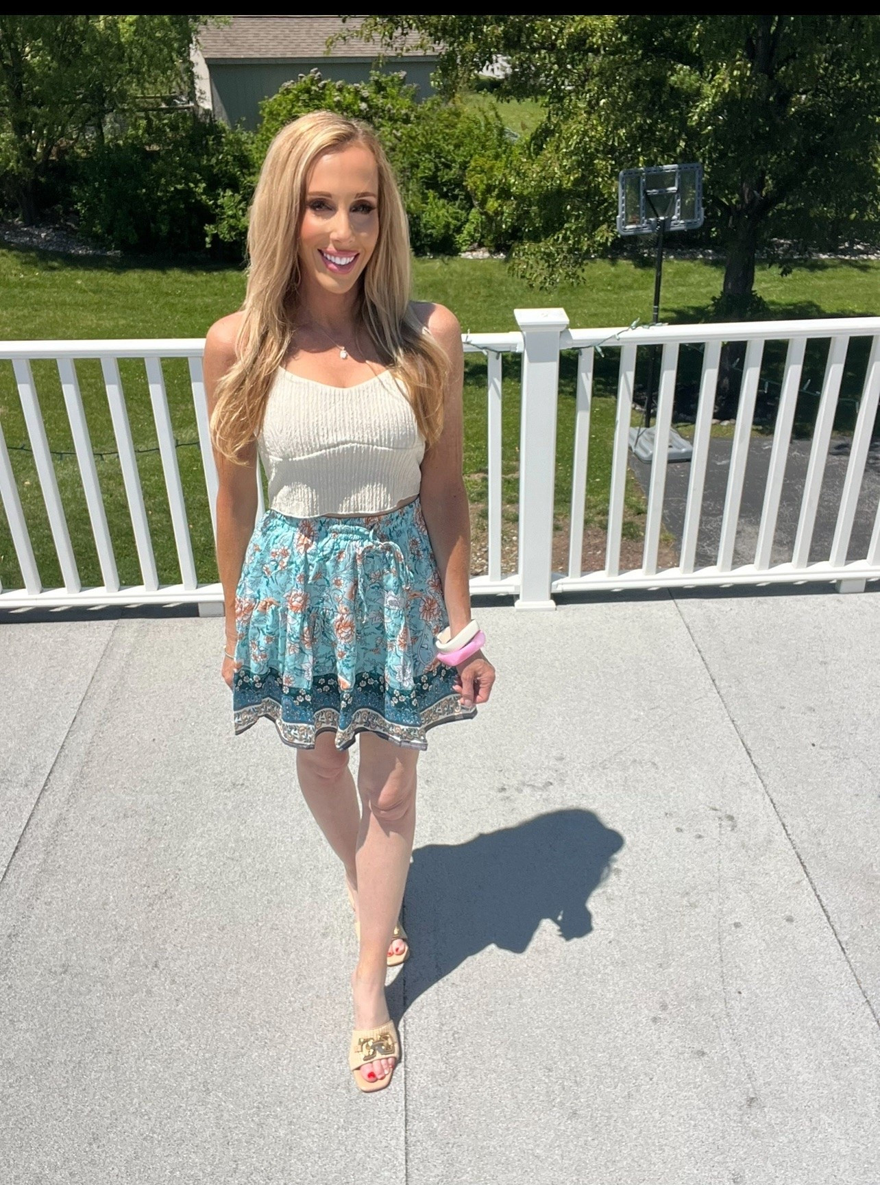 Pretty summer mini skirt 🌸🌸

#LTKootd #LTKdayinmylife #LTKfitnessgoals