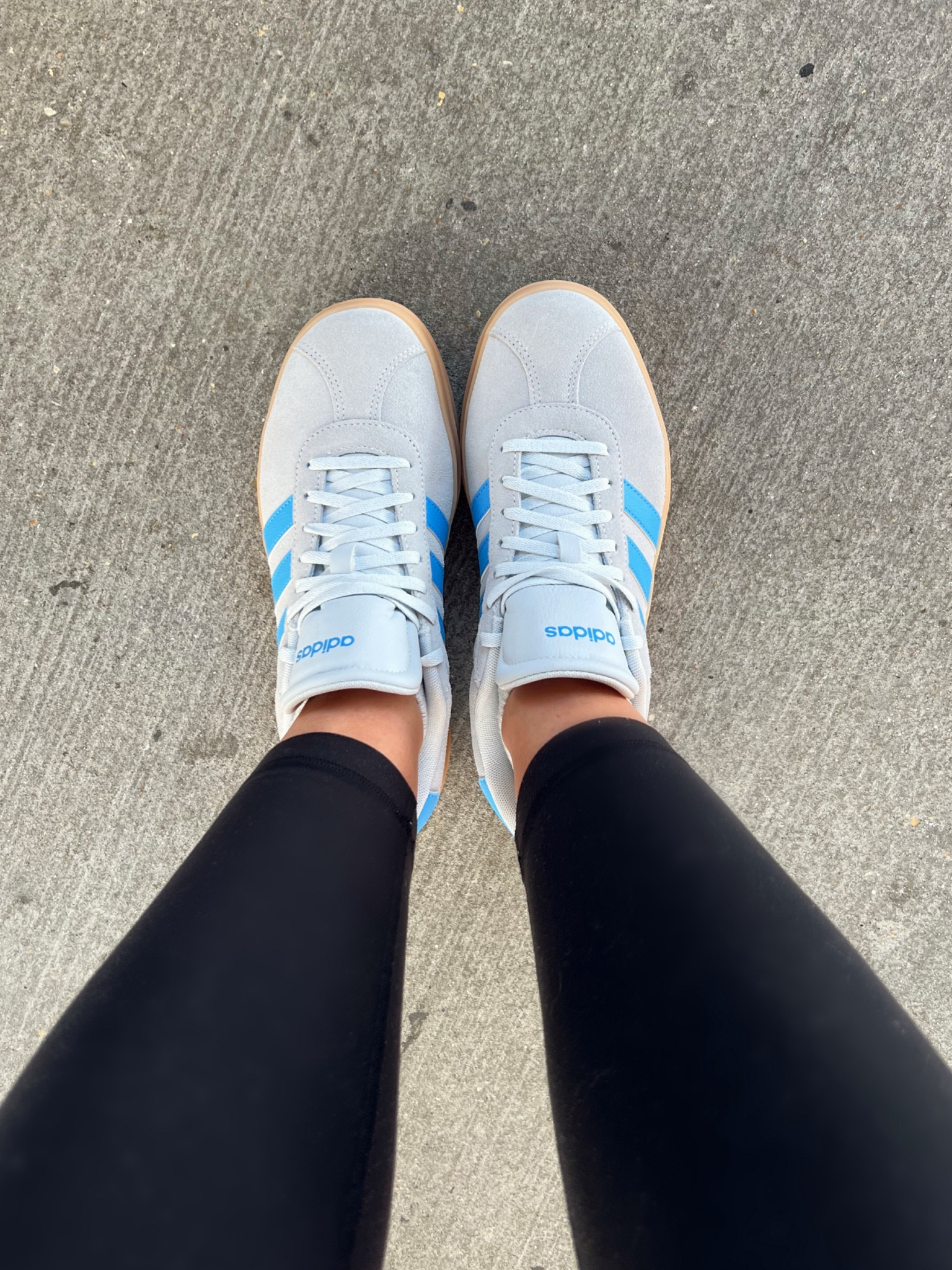 💙 size 8 💙

#LTKGiftGuide #LTKFindsUnder100 #LTKShoeCrush