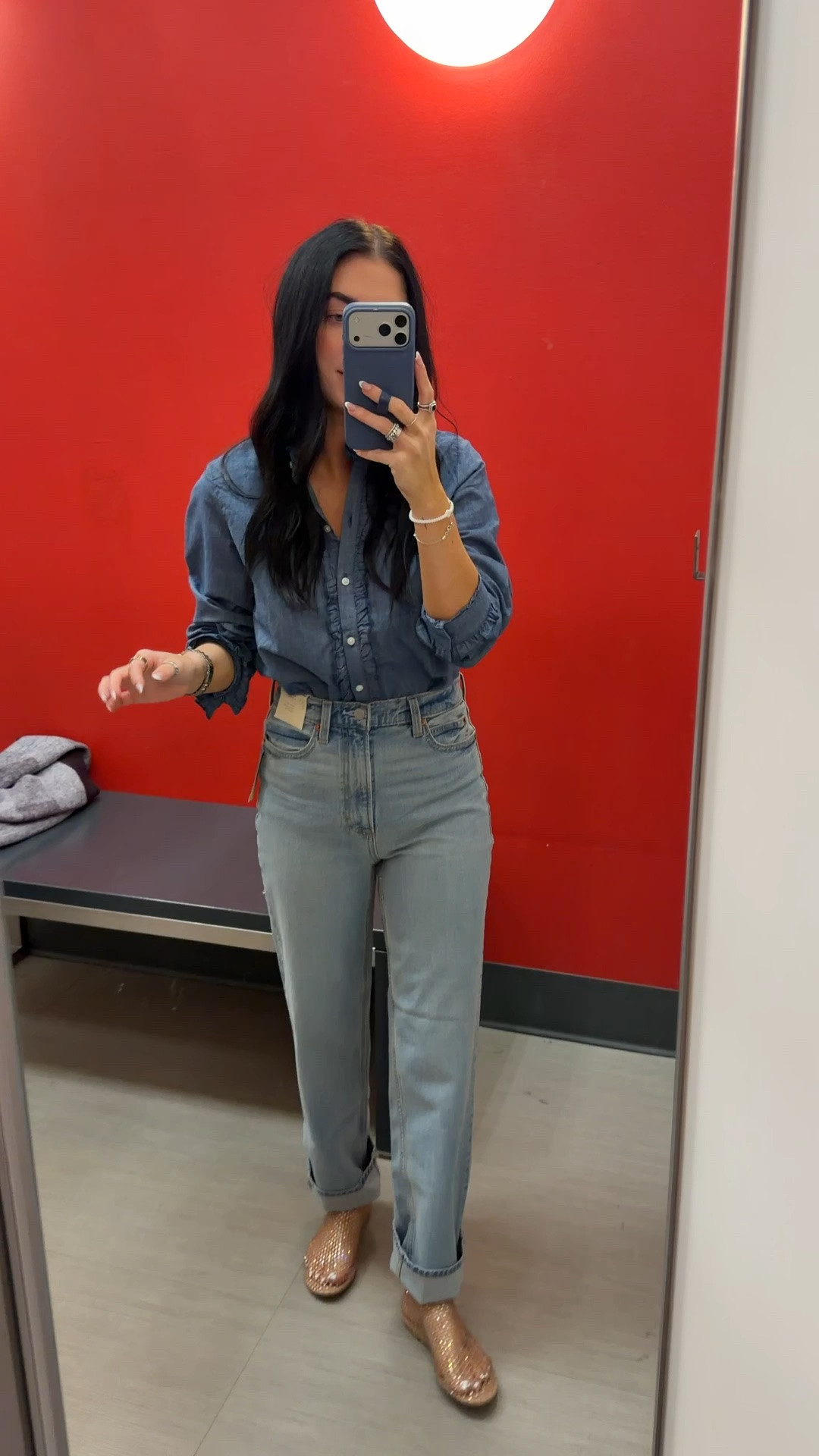On major sale today! I’m wearing a size 4 in the video but I ordered a size 2 online