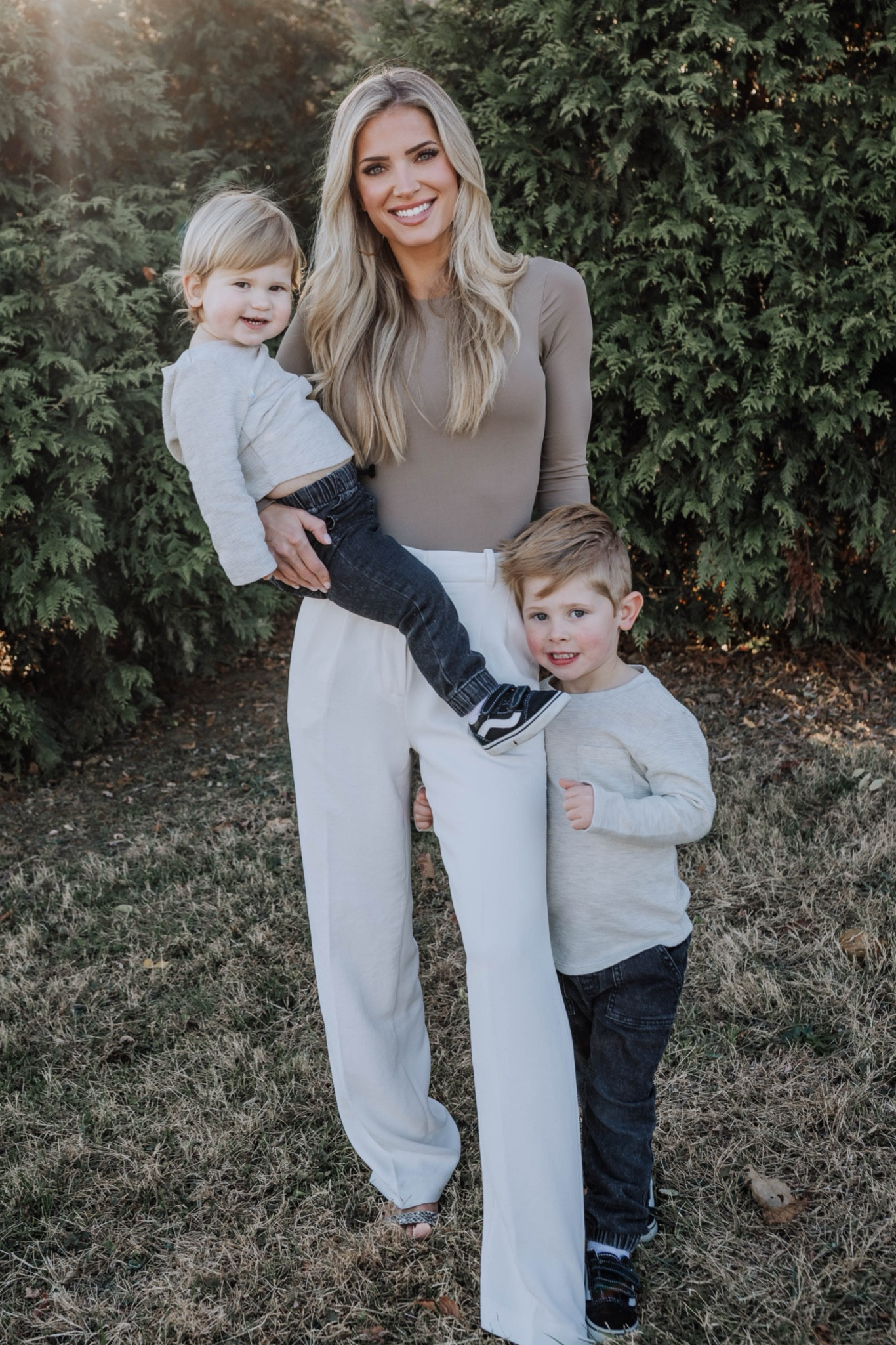 Fall Pictures Outfit 

#LTKCyberWeek #LTKsalealert #LTKworkwear