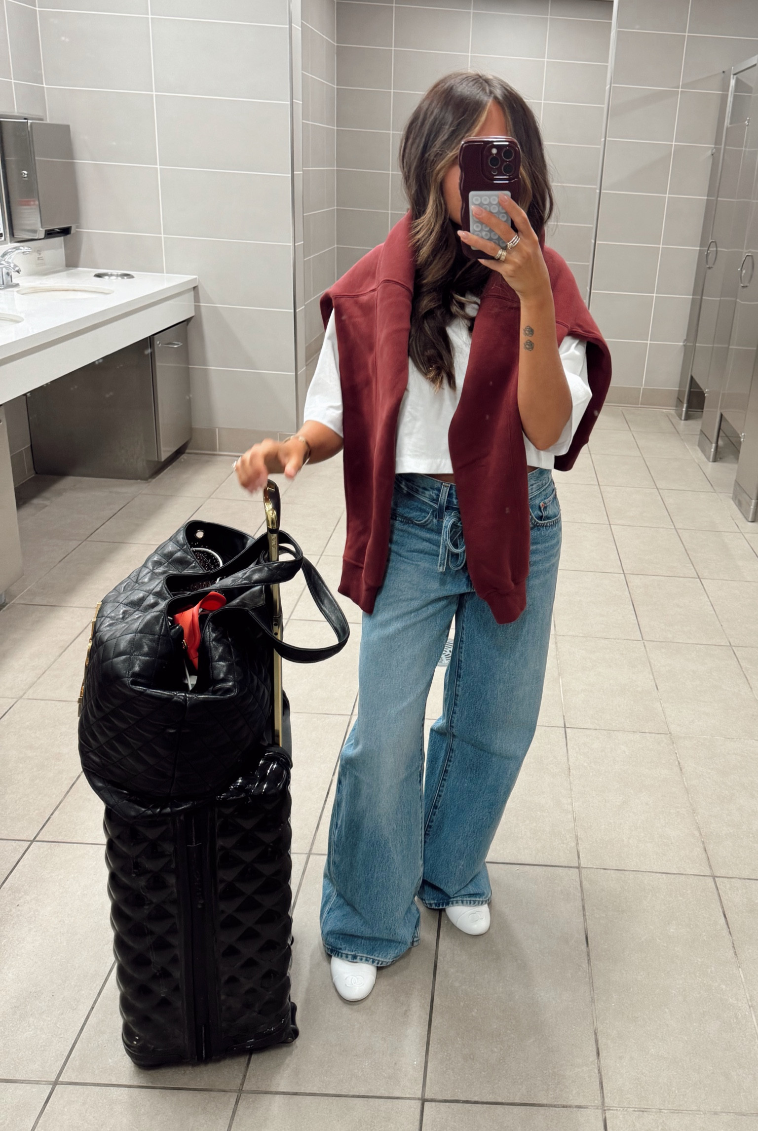 My travel outfit today - love these jeans and this oversized hoodie 

#LTKTravel #LTKNYFW #LTKStyleTip