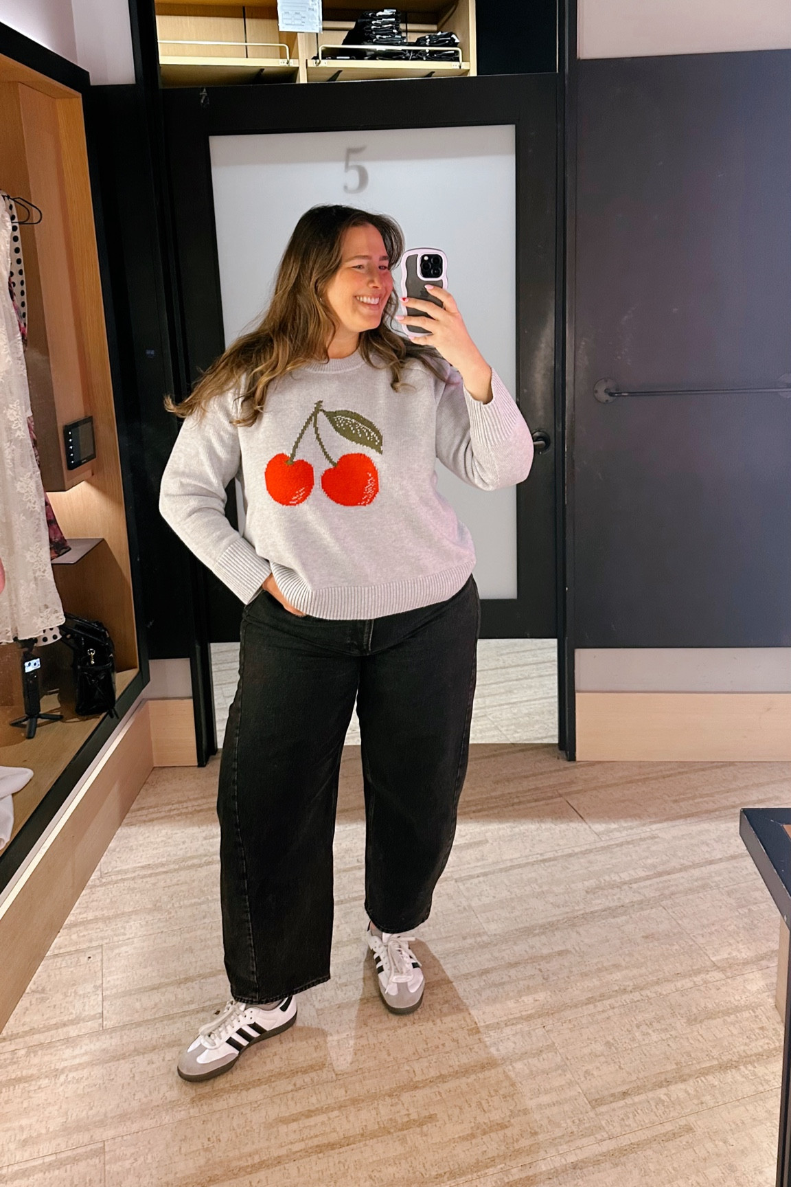 Sweater: Size XL 
Jeans: size 33 tall



#LTKFindsUnder100 #LTKMidsize #LTKPlusSize