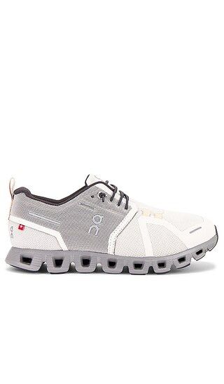 Cloud 5 Waterproof Sneaker in Pearl & Fog | Revolve Clothing (Global)