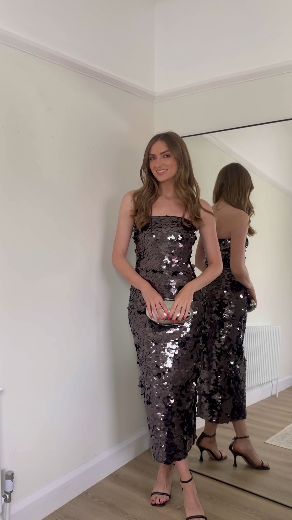 H&M holiday collection 

Wearing a small in the sequinned bandeau dress
I’m 5ft 6 


Christmas outfit, partywear, NYE outfit, festive wear, sparkly outfit 





#LTKwinter #LTKpartywear #LTKuk