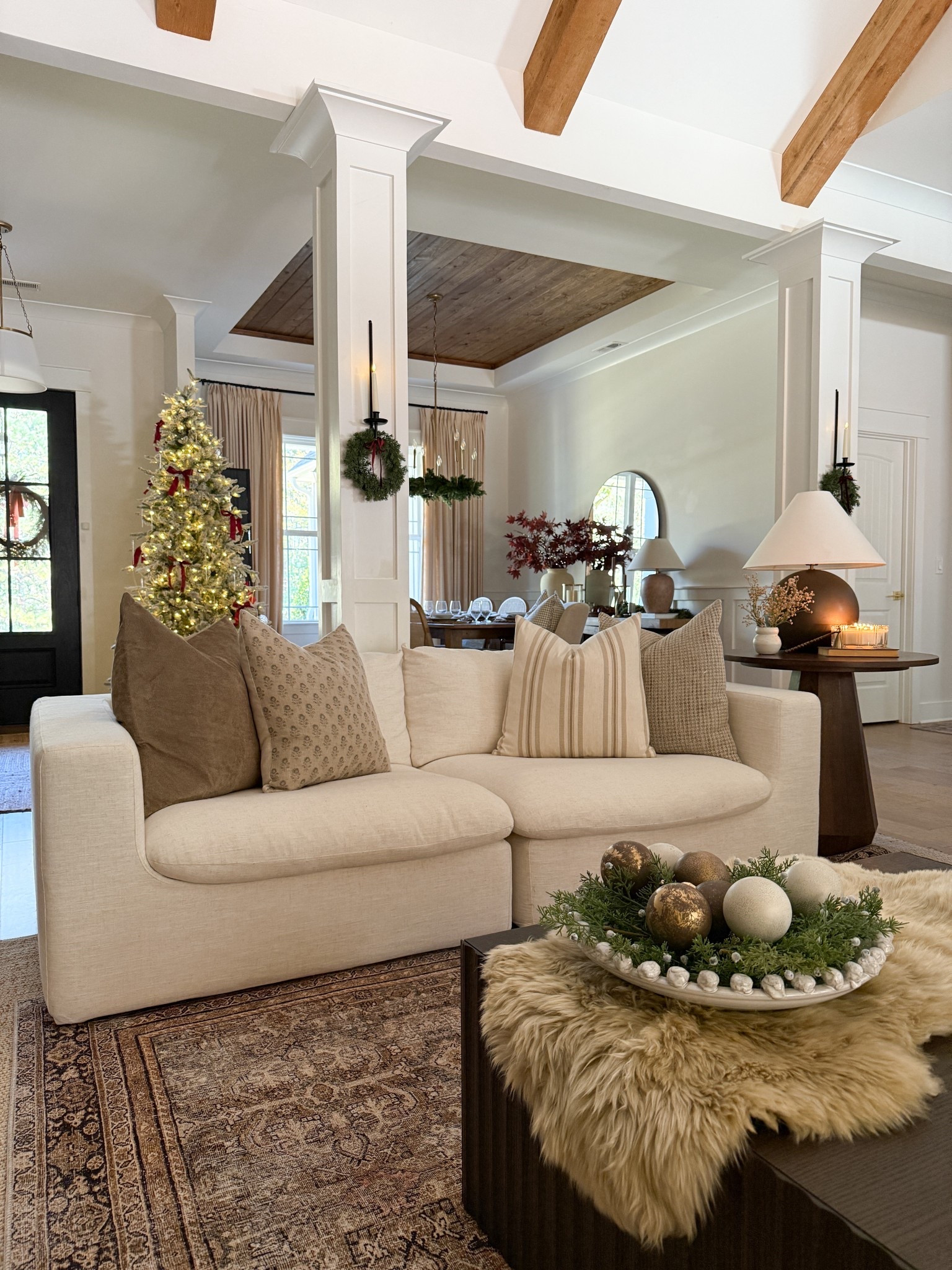 A quick peek of our Christmas living room and dining room! I still have some decorating left to do but I’m reallyloving how it’s all coming together 😍

#LTKHoliday #LTKSeasonal #LTKHome