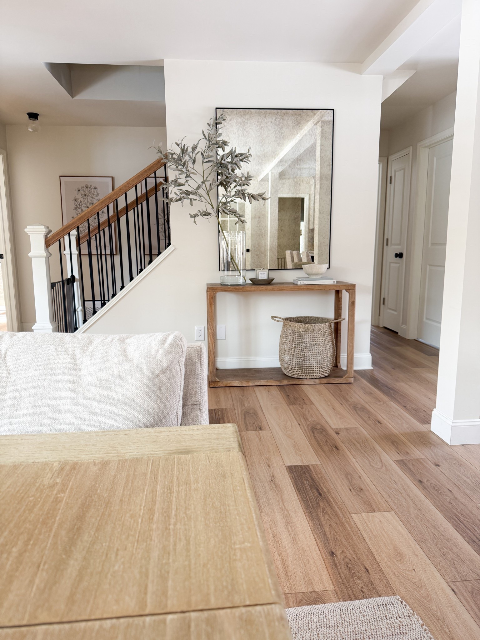 Organic entryway styling, neutral entryway 

#LTKHome