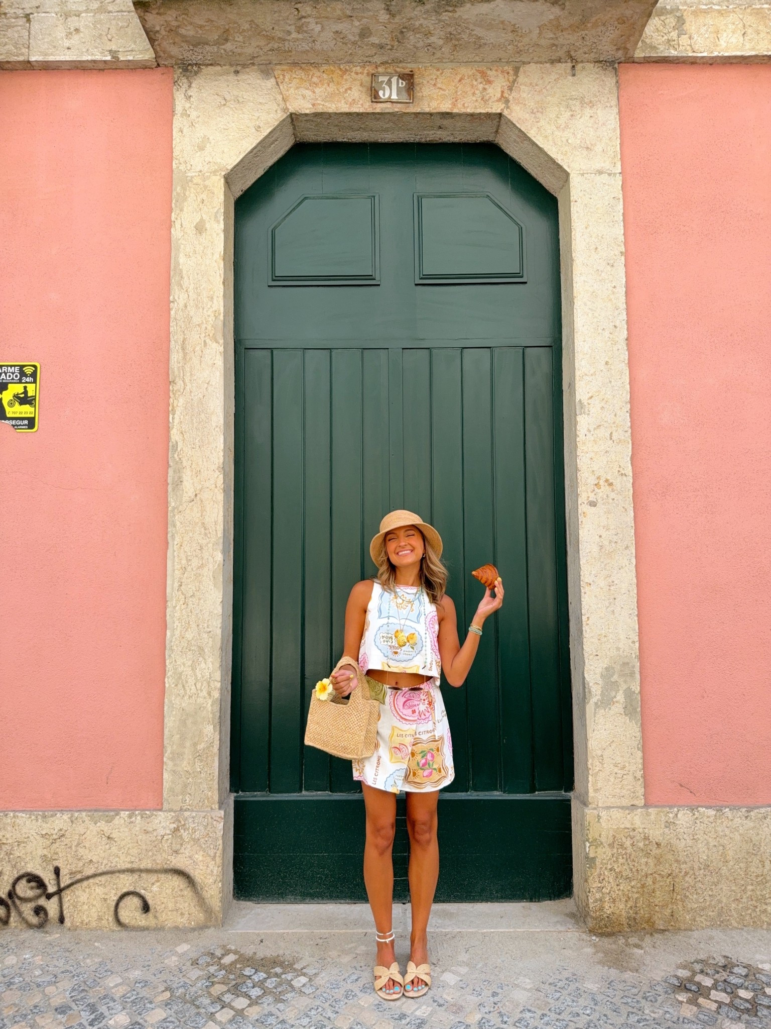 European summer ootd 💗
