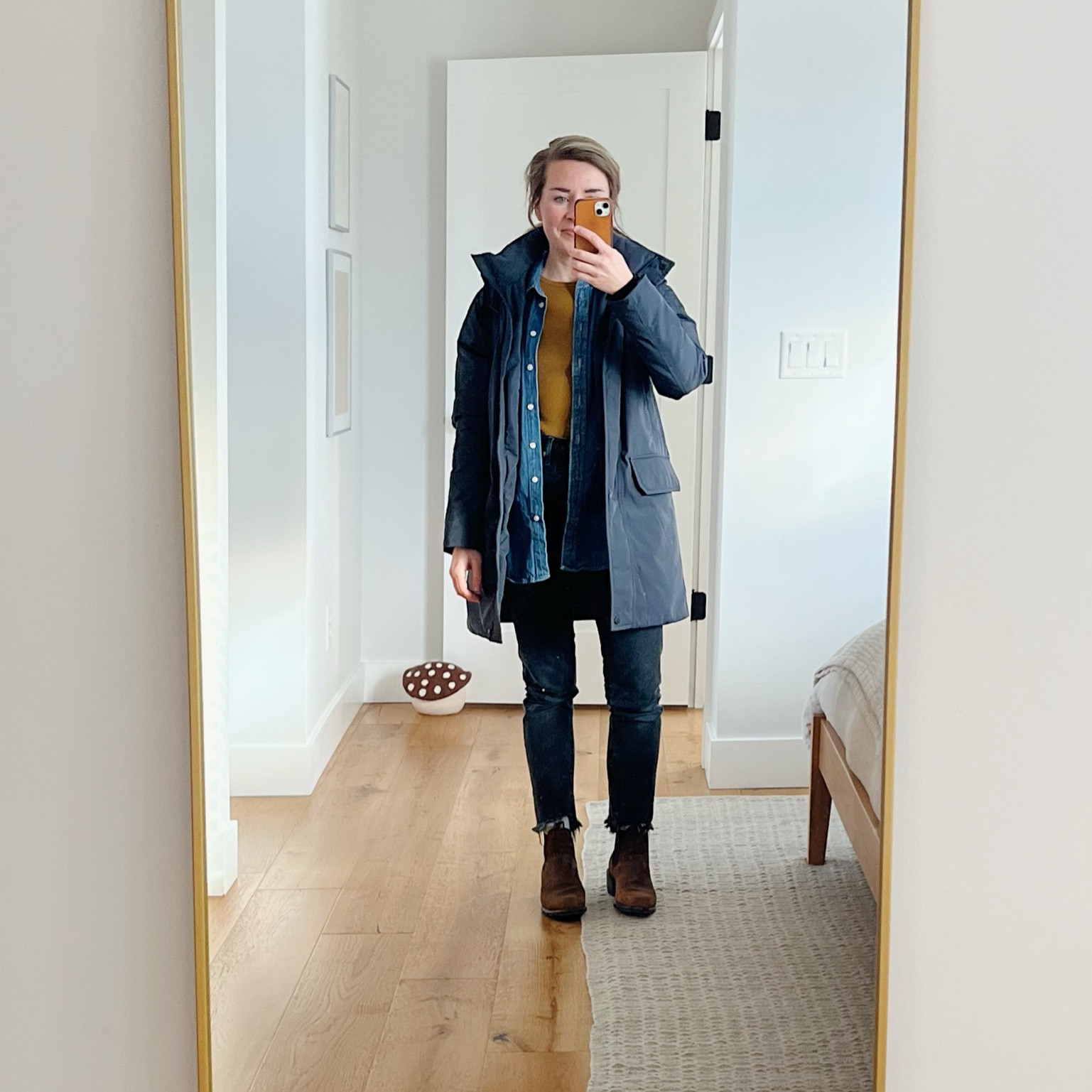 Chilly library run. 📚