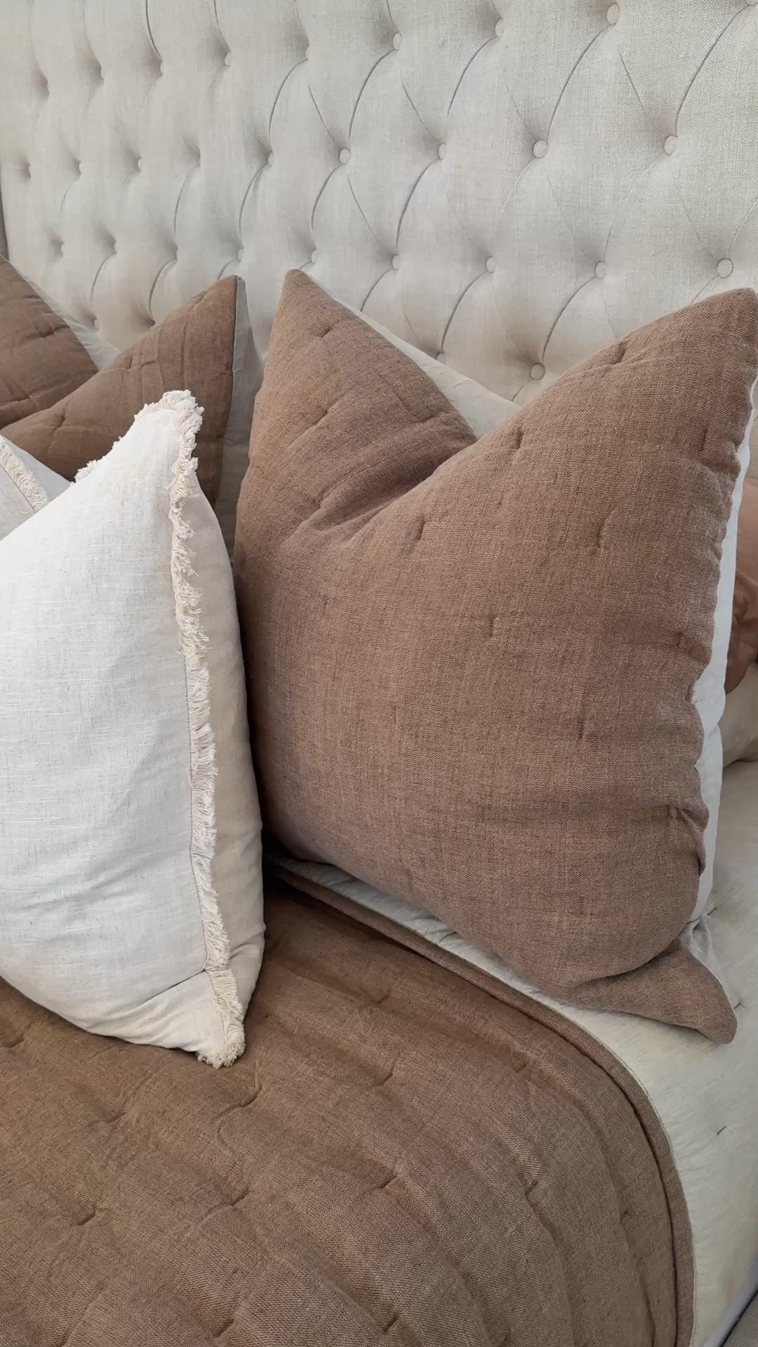 HOME \ neutral pillows 

Amazon
Linen
Bedding
Bed
Bedroom 
Decor 

#LTKWatchNow #LTKHome #LTKFindsUnder50